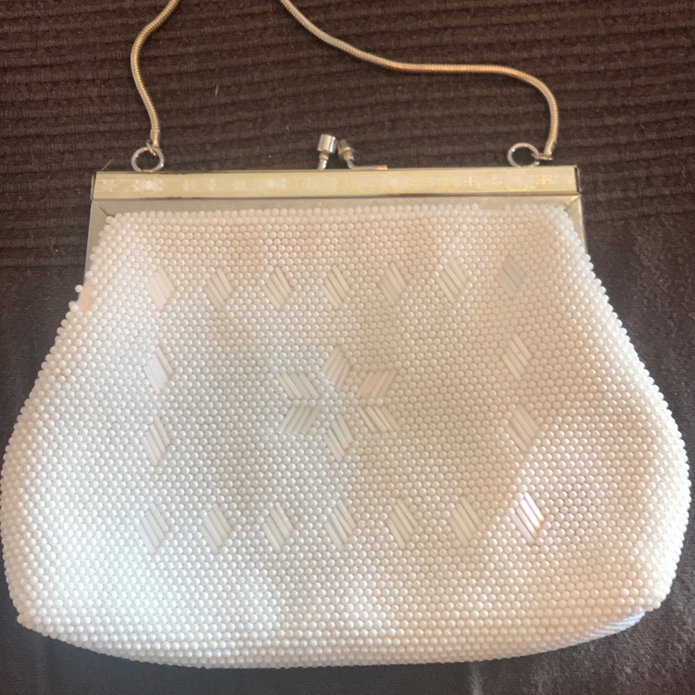Retro white glass beaded purse